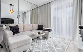 Ekskluzywne Apartamenty Na Wydmach Międzywodzie by Noclegi Renters
